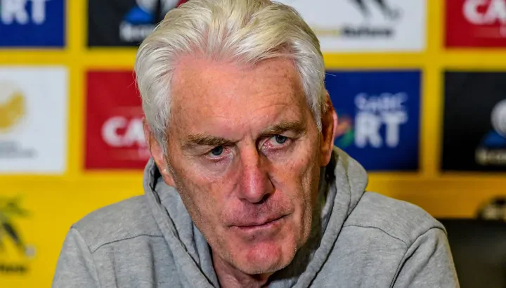 Trener RPA gruchocze organizację AFCON: "Nie czuć atmosfery, a moja żona się bała".