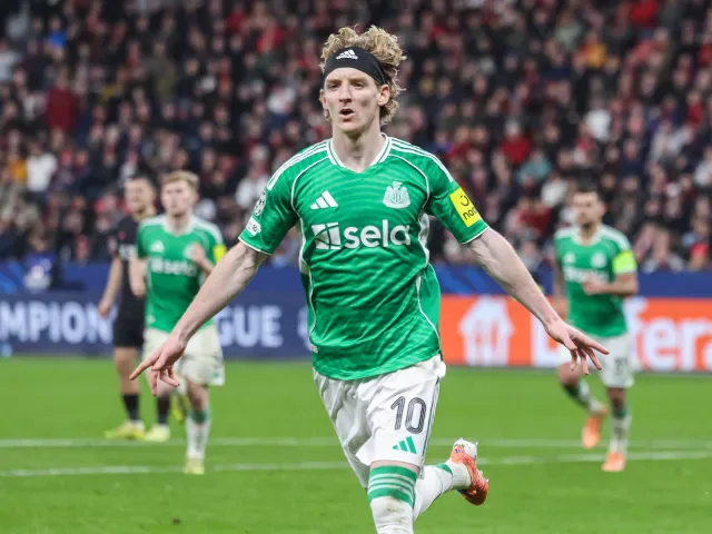 Arsenal nasila poszukiwania skrzydłowych, Gordon na celowniku.