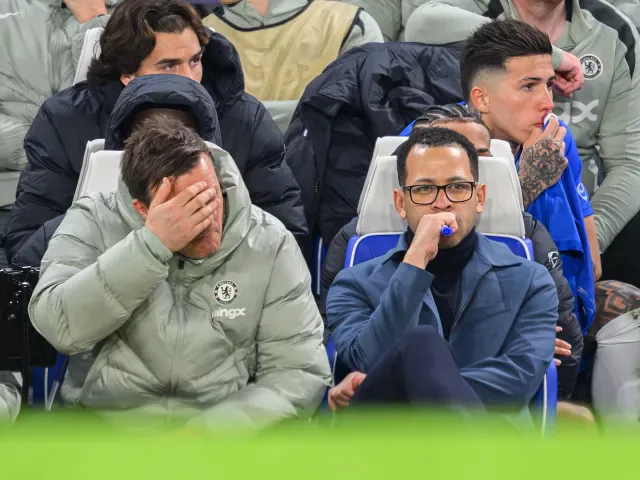 Mikel ostro krytykuje Chelsea: miliardy wydane, a brak graczy z ławki.