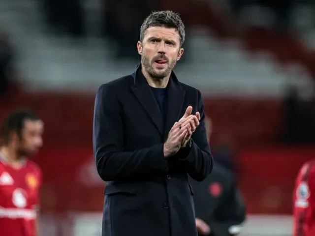 Carrick chce zatrzymać w United kluczowego Bruno Fernandesa.