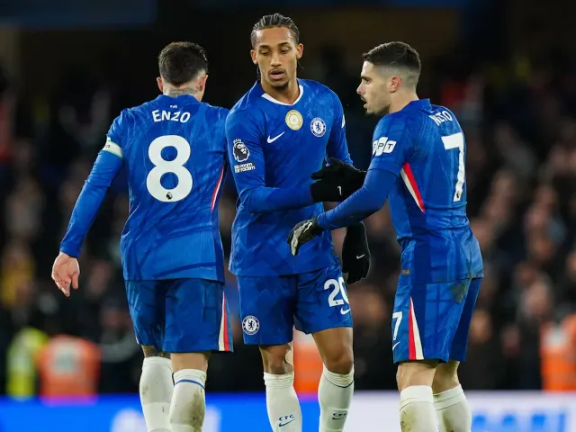 Chelsea pod presją kolejnej kompromitacji na Stamford Bridge.