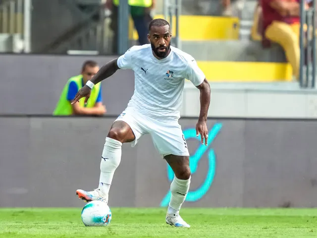 Niepokonany Al Hilal walczy o ligowy tytuł z NEOM SC.