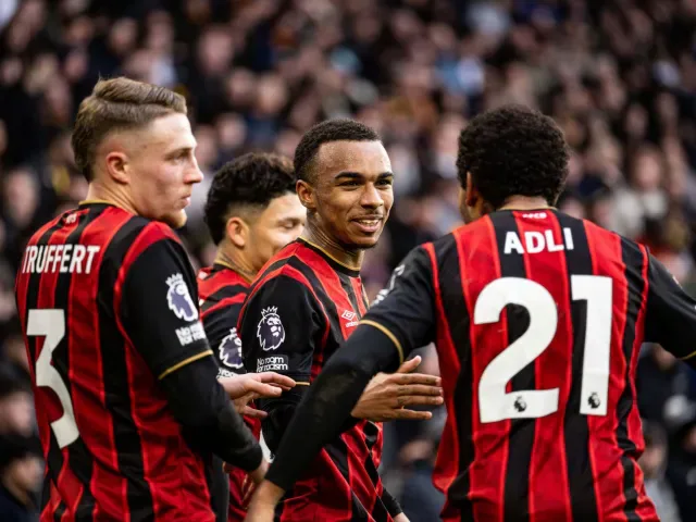 Rayan chce zostać w Bournemouth mimo europejskich aspiracji.