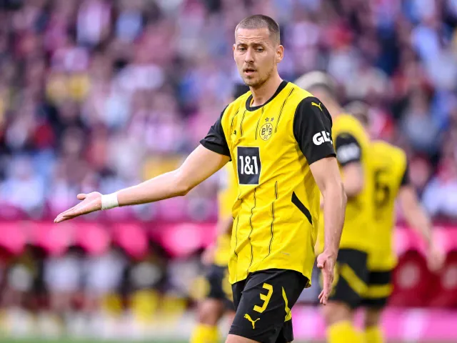 Manchester United celuje w obrońcę Borussii Dortmund, Waldemara Antona.